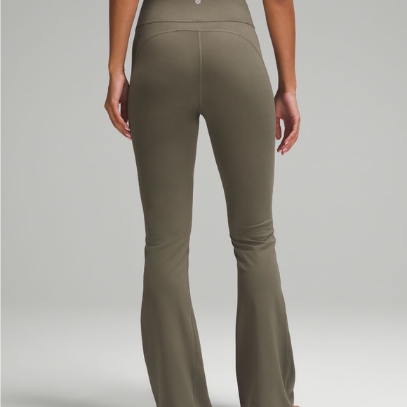 Lululemon Groove High Rise Flare leggings leggings - Picture 3 of 11